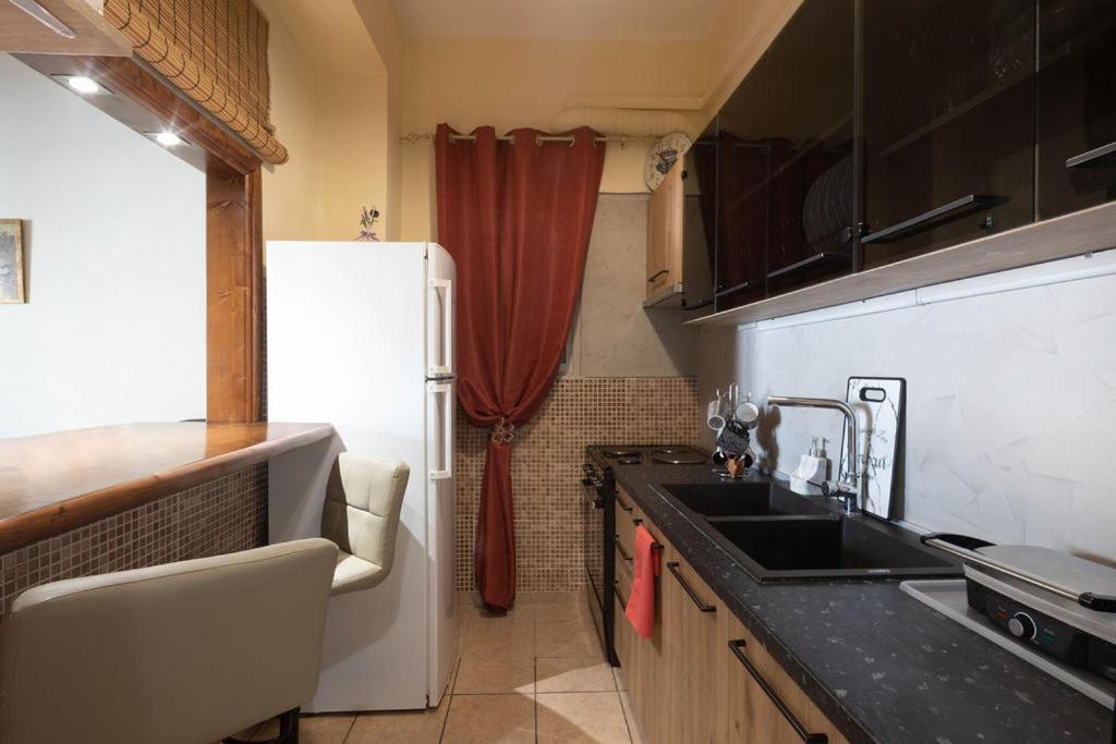 Apartment In Town *